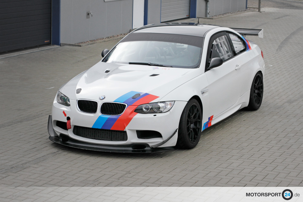 BMW e92 m3 White Snow